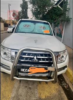 ميتسوبيشي باجيرو